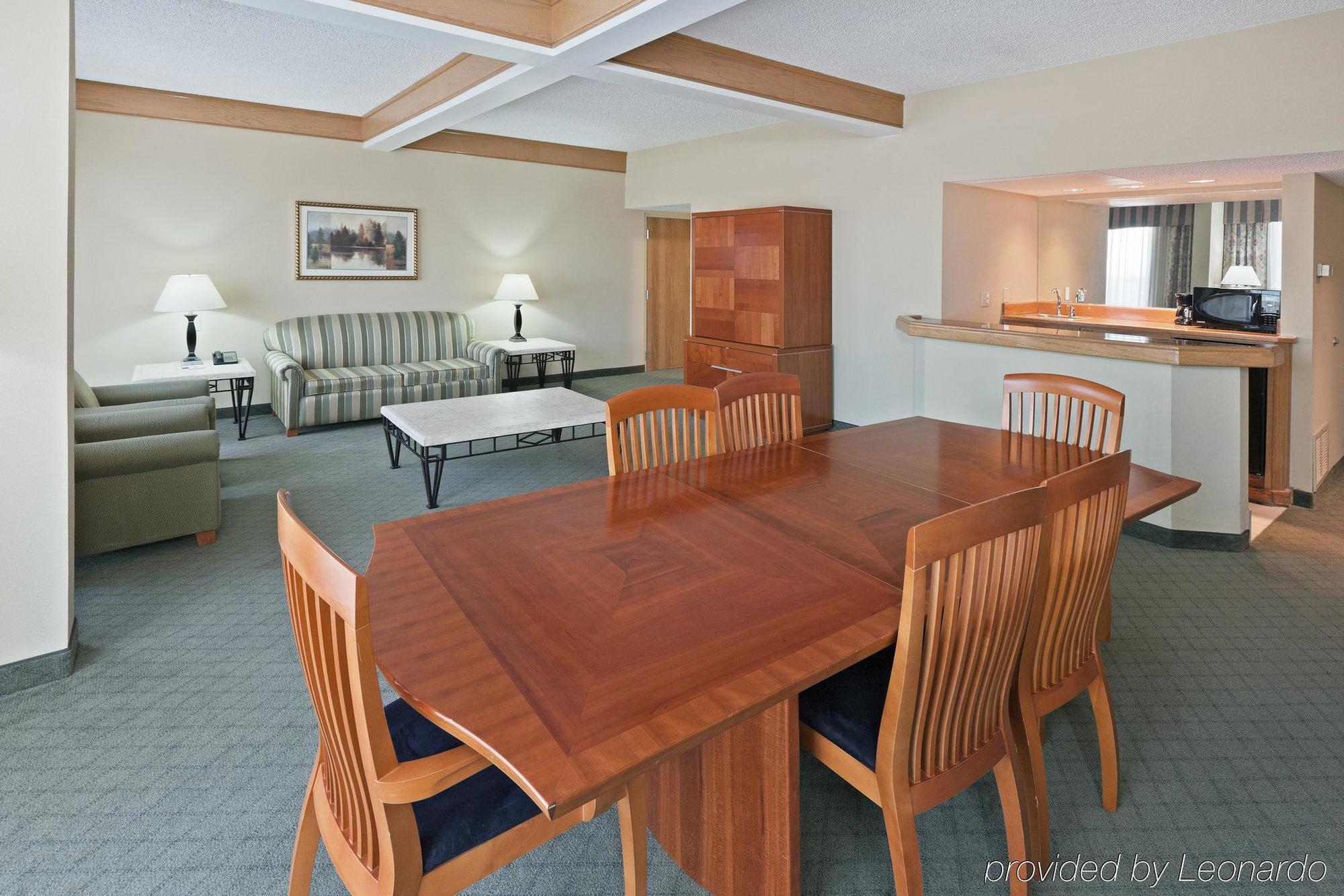 Comfort Inn & Suites Plano East Δωμάτιο φωτογραφία